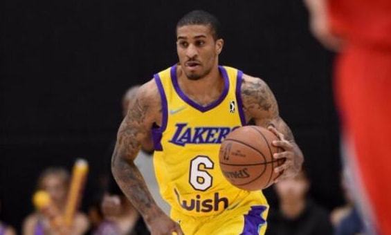 湖人两次外 湖人两次外