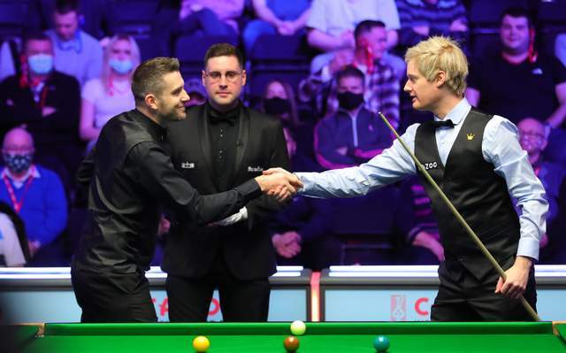 的边锋与攻 的边锋与攻